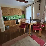 Couette-café Weingut Buschenschank Schneiderannerl Gleinstätten
