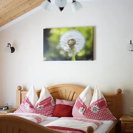 Bed & Breakfast Weingut Buschenschank Schneiderannerl *