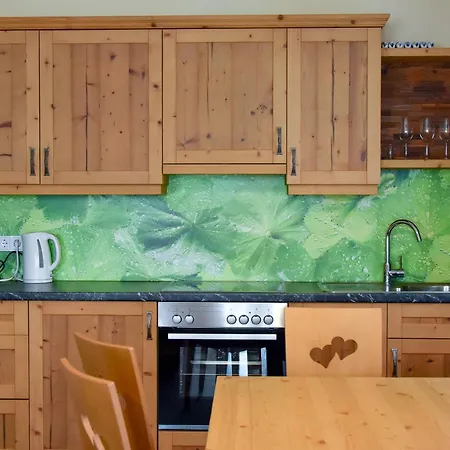 فندق مبيت وإفطار Weingut Buschenschank Schneiderannerl