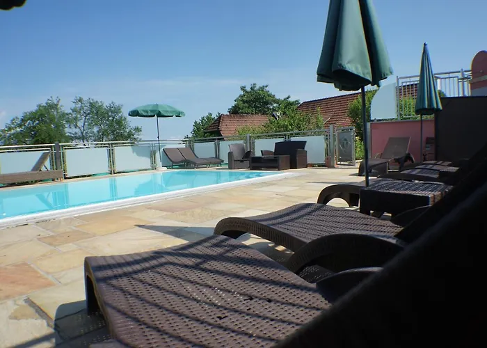 Weingut Buschenschank Schneiderannerl Gleinstätten