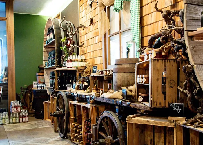 Weingut Buschenschank Schneiderannerl 3*