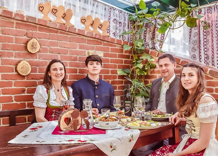 فندق مبيت وإفطار Weingut Buschenschank Schneiderannerl 3*