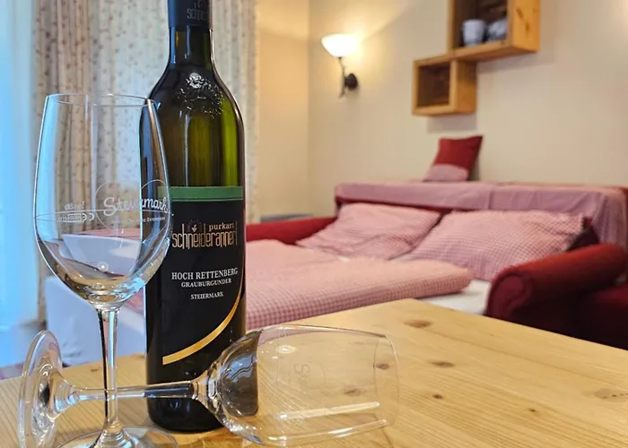 فندق مبيت وإفطار Weingut Buschenschank Schneiderannerl