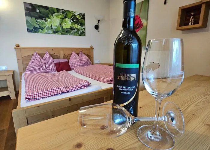 فندق مبيت وإفطار Weingut Buschenschank Schneiderannerl