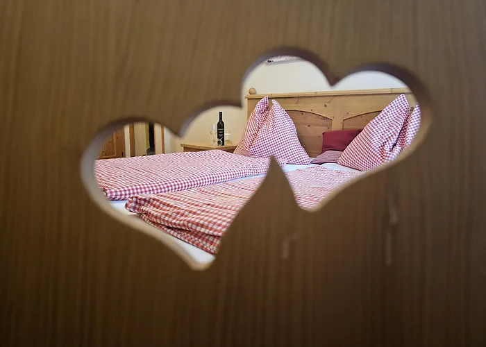 Weingut Buschenschank Schneiderannerl فندق مبيت وإفطار Gleinstätten