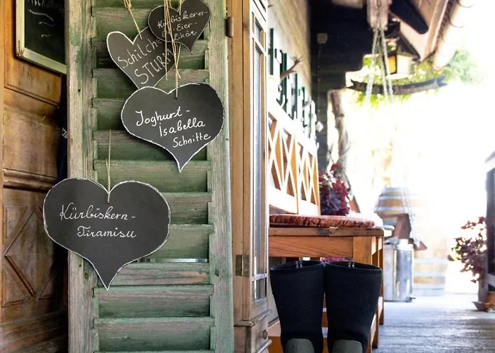 Weingut Buschenschank Schneiderannerl 3* Gleinstätten