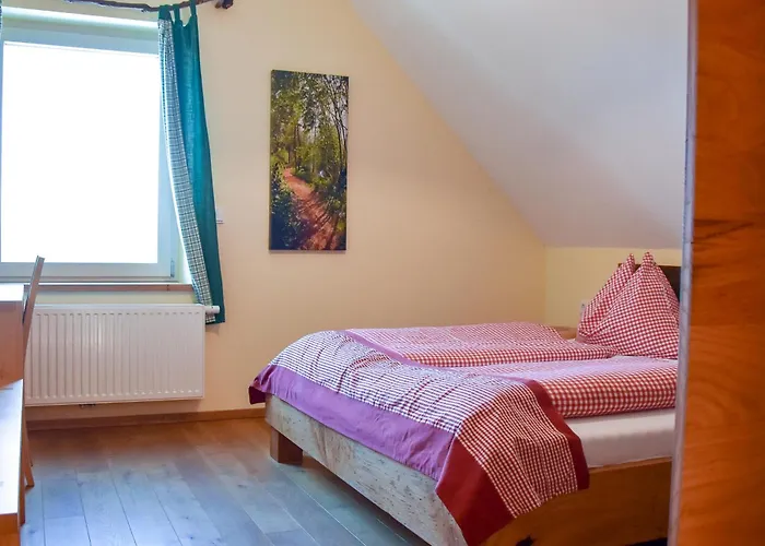 Weingut Buschenschank Schneiderannerl 3* Gleinstätten