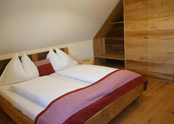 فندق مبيت وإفطار Weingut Buschenschank Schneiderannerl