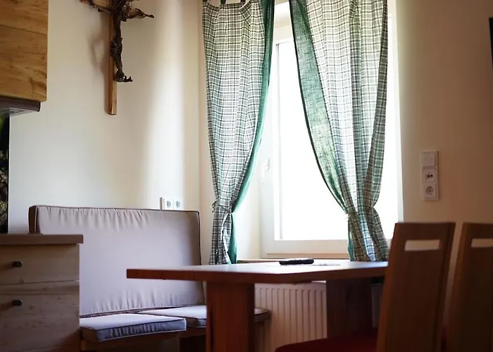 Weingut Buschenschank Schneiderannerl فندق مبيت وإفطار Gleinstätten